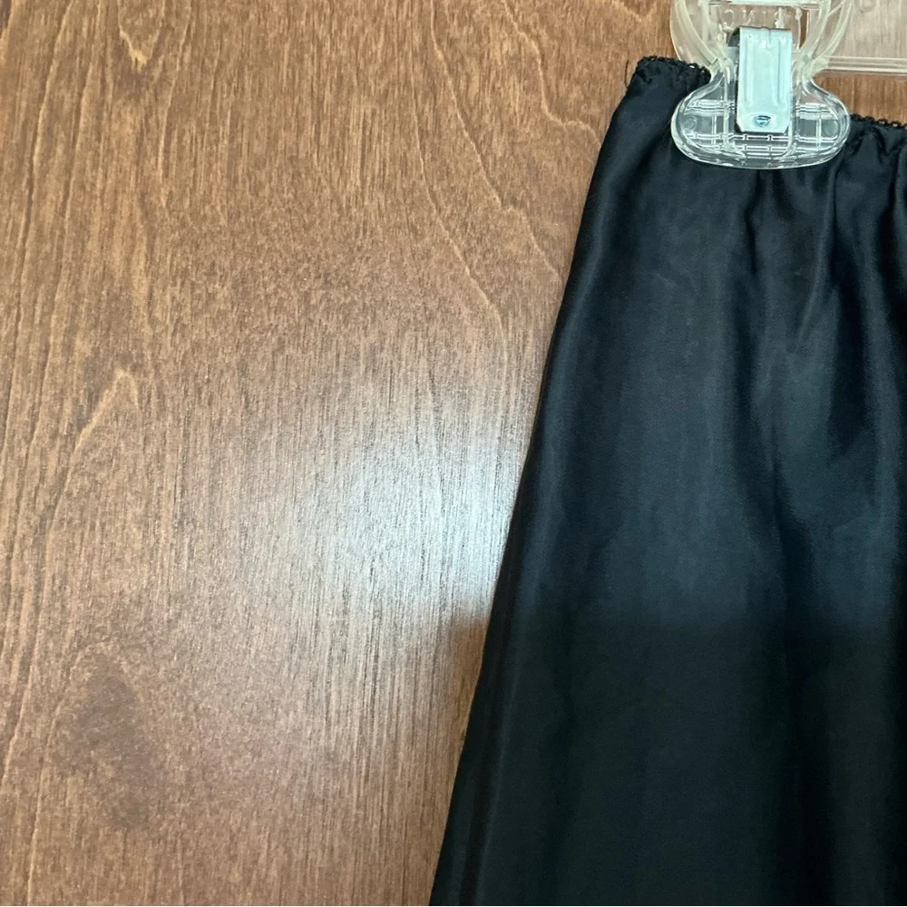 Vintage Black Half Slip Silky Nylon Skirt Lace Trim Dark Fairy Whimsigoth S - Picture 5 of 10